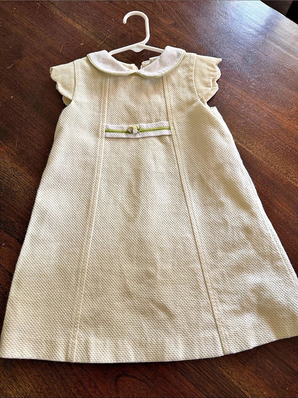 Girls Dress with Peter Pan Collar in Cream & Green pique cotton scalloped arm